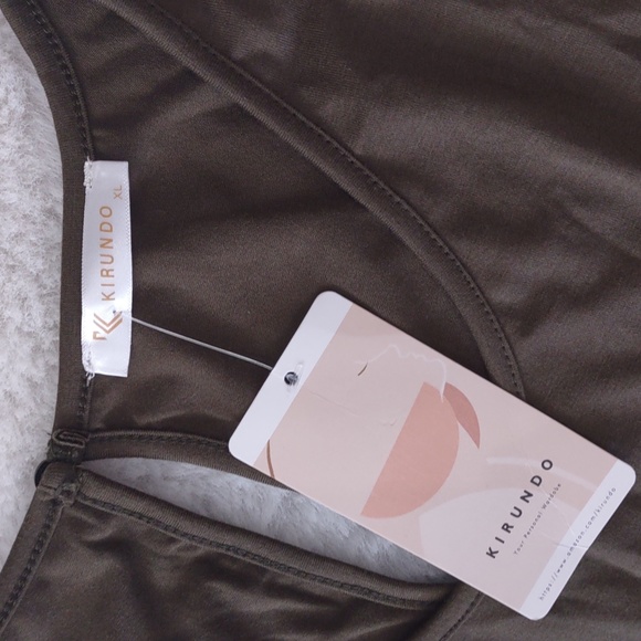 KIRUNDO, Sleeveless Crew neck shorts romper. - Picture 9 of 10